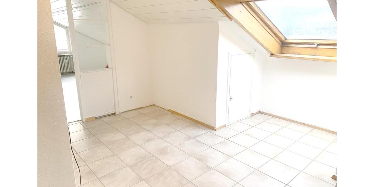 Dachgeschoßwohnung Bad Liebenzell - 1.5 Zimmer, 54 m&sup2;, 122.000&euro; | Angebot:24952201
