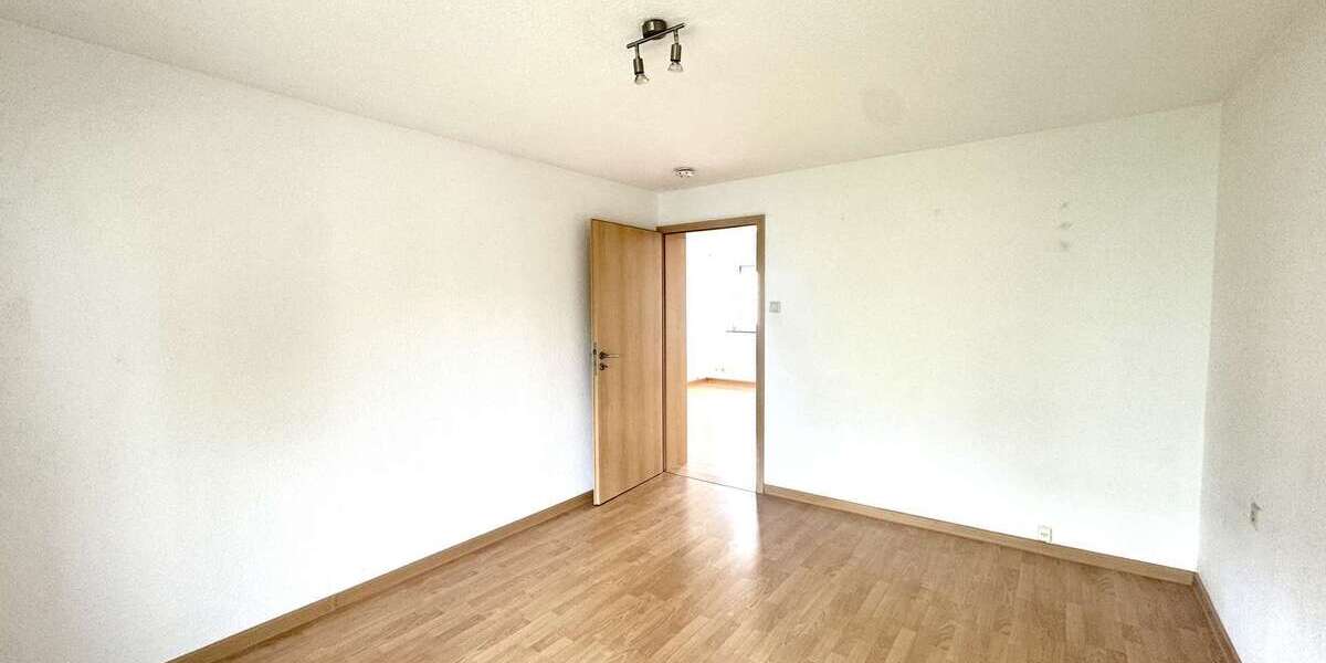 Etagenwohnung Leonberg - 5 Zimmer, 93 m&sup2;, 288.900&euro; | Angebot:24377151