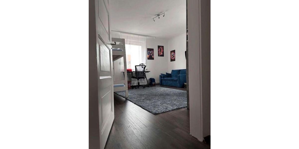 Mehrfamilienhaus, Wohnhaus Metzingen - 9 Zimmer, 240 m&sup2;, 690.000&euro; | Angebot:24256431