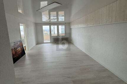 Wohnung Leonberg - 5 Zimmer, 750&euro; | Angebot:25549137