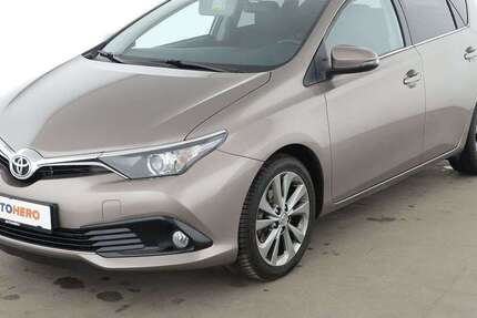 Toyota Auris 101.079 km 11.500 &euro; Stuttgart 70195