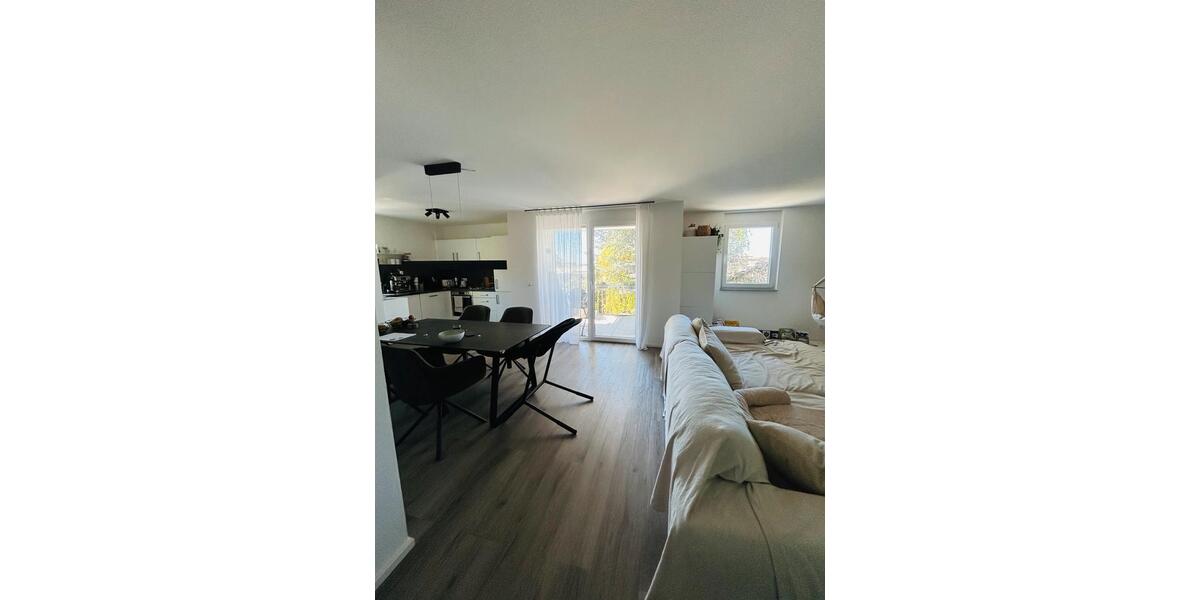 Etagenwohnung Sindelfingen - 3 Zimmer, 92 m&sup2;, 1.480&euro; | Angebot:26395515