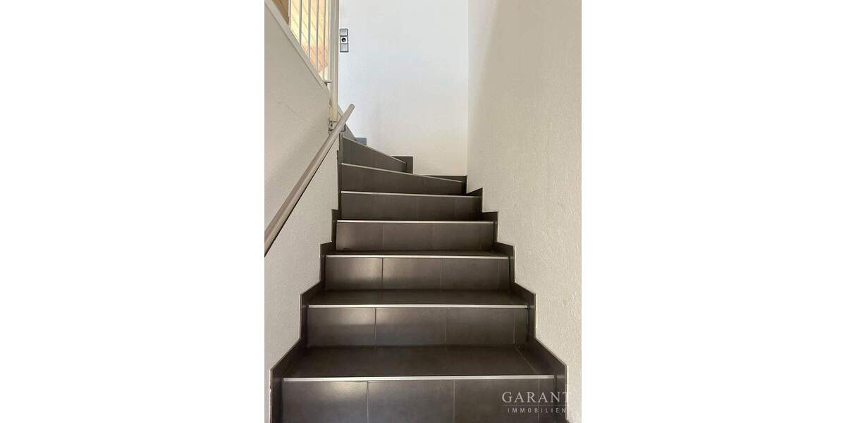 Etagenwohnung Esslingen am Neckar Berkheim - 2 Zimmer, 49 m&sup2;, 179.000&euro; | Angebot:24547847