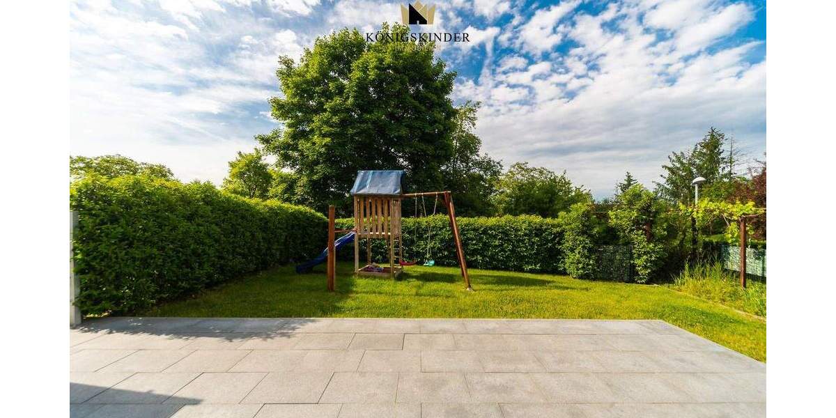 Doppelhaushälfte Stuttgart Zuffenhausen - 8 Zimmer, 154 m&sup2;, 945.000&euro; | Angebot:24709813