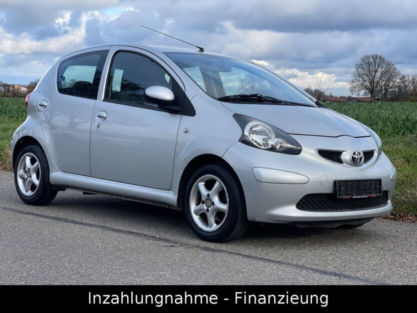 Toyota Aygo (X) 166.000 km 2.900 € Fellbach 70736