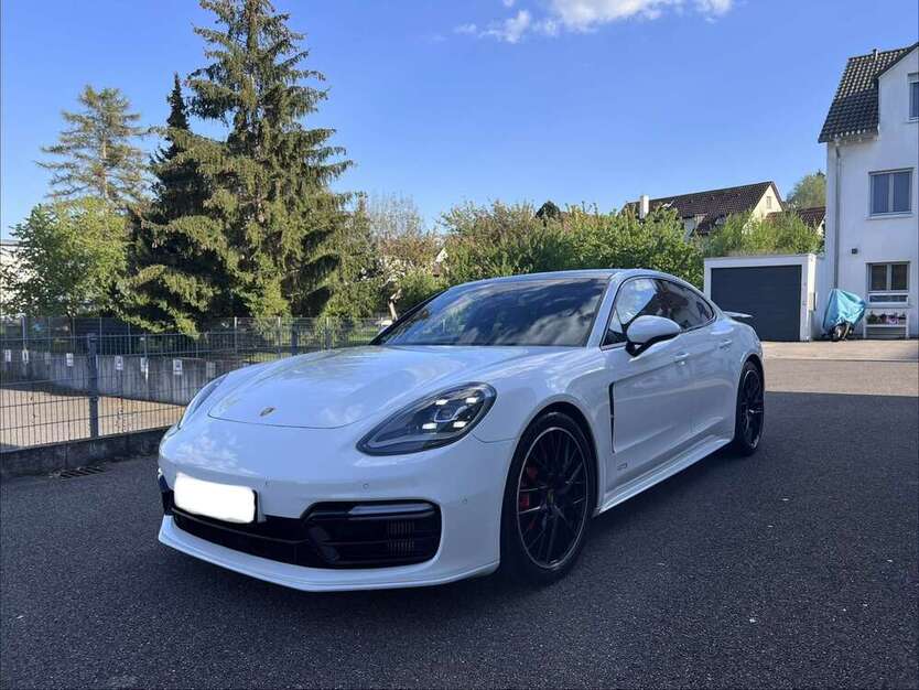 Porsche Panamera 119.000 km 66.000 € Stuttgart 70327