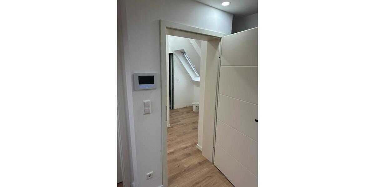 Dachgeschoßwohnung Rottenburg am Neckar - 3 Zimmer, 50 m&sup2;, 875&euro; | Angebot:26226342