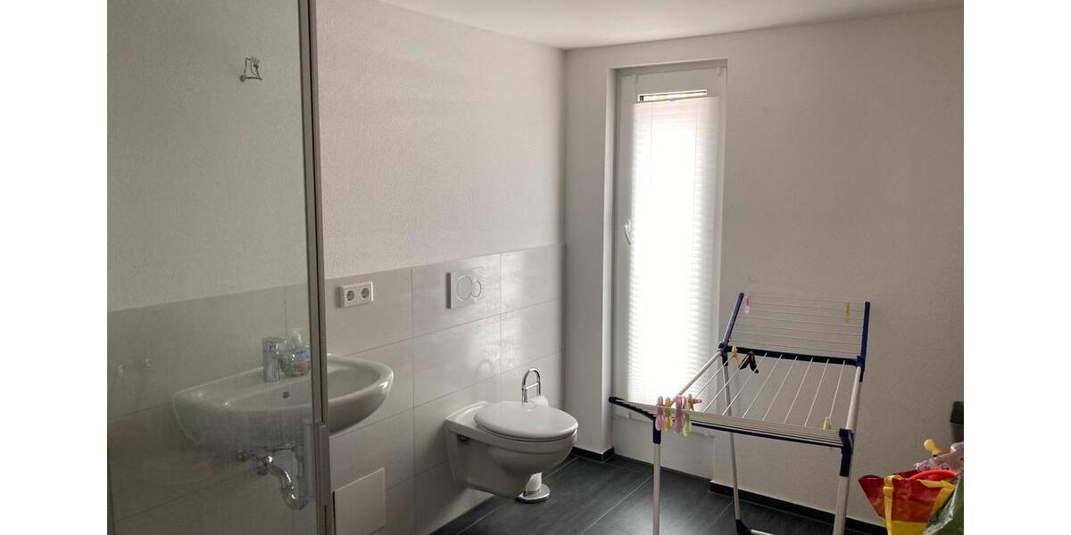 Etagenwohnung Tübingen Derendingen - 3.5 Zimmer, 124 m&sup2;, 2.000&euro; | Angebot:25852579