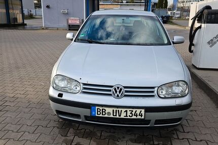 VW Golf 393.000 km 800 € Gärtringen 71116
