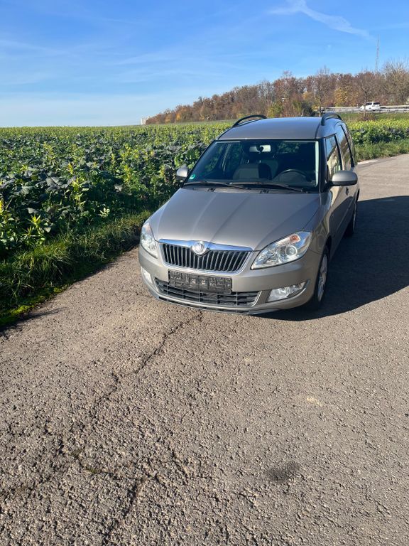 Skoda Roomster 153.000 km 5.950 € Vaihingen 71665