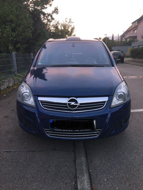 Opel Zafira 252.526 km 4.999 € Stuttgart 70439