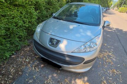 Peugeot 207 152.000 km 3.500 &euro; Reutlingen 72770