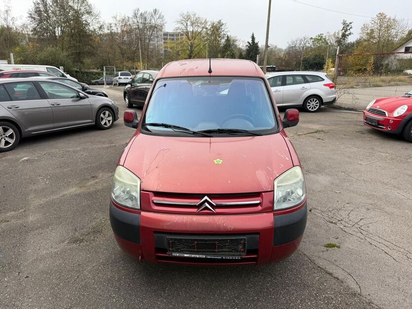 Citroen Berlingo 241.205 km 1.395 € Altensteig 72213