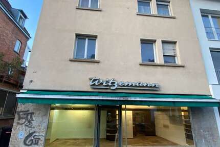 Haus zum Kaufen in Stuttgart 549.000 € 192 m² 6 zimmer