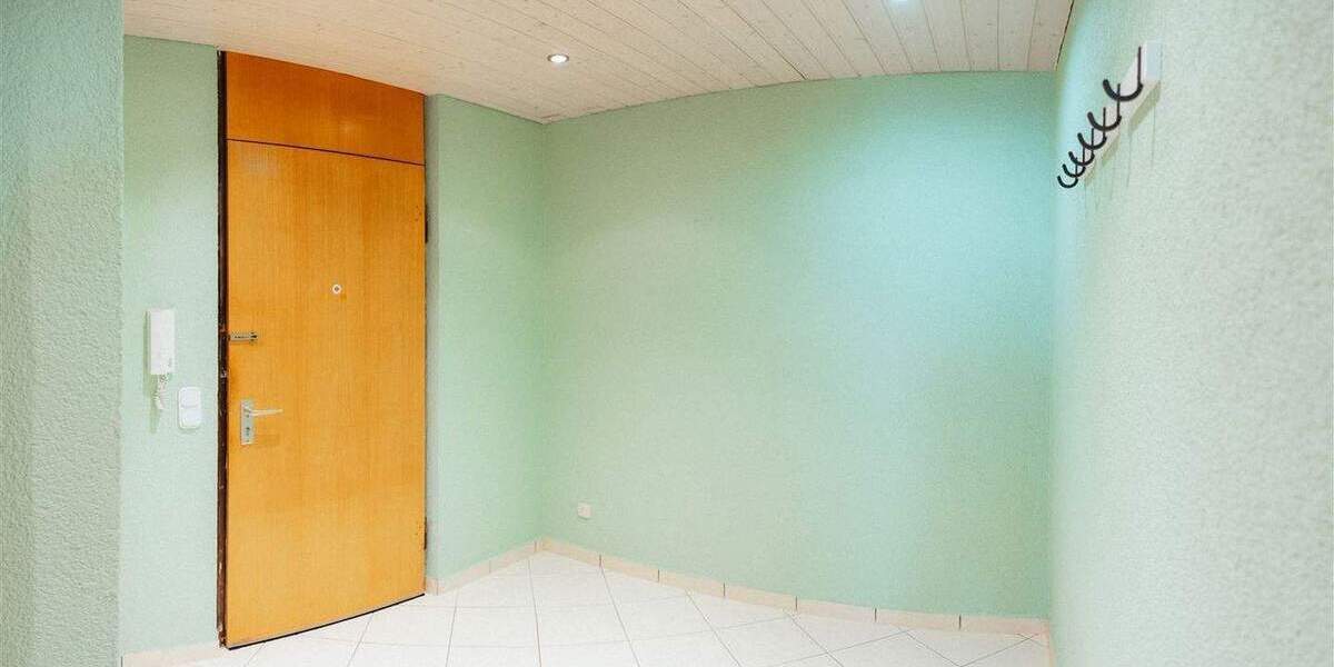 Etagenwohnung Sindelfingen Maichingen - 3 Zimmer, 99 m&sup2;, 299.000&euro; | Angebot:25678562