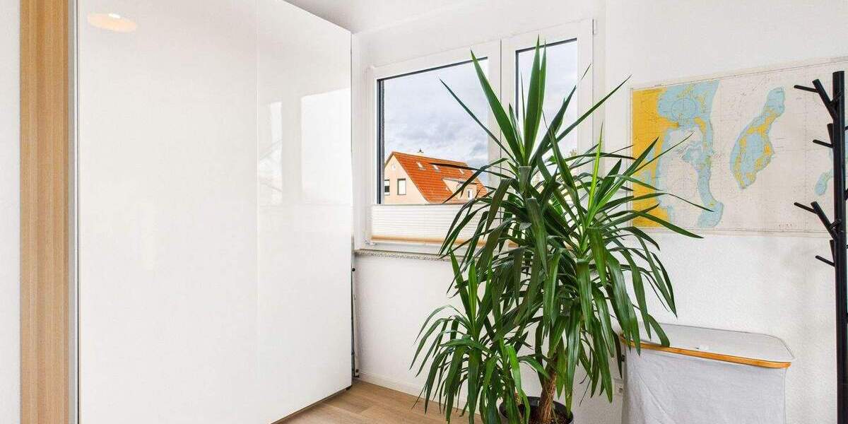 Etagenwohnung Kornwestheim - 4 Zimmer, 94 m&sup2;, 1.880&euro; | Angebot:24667990