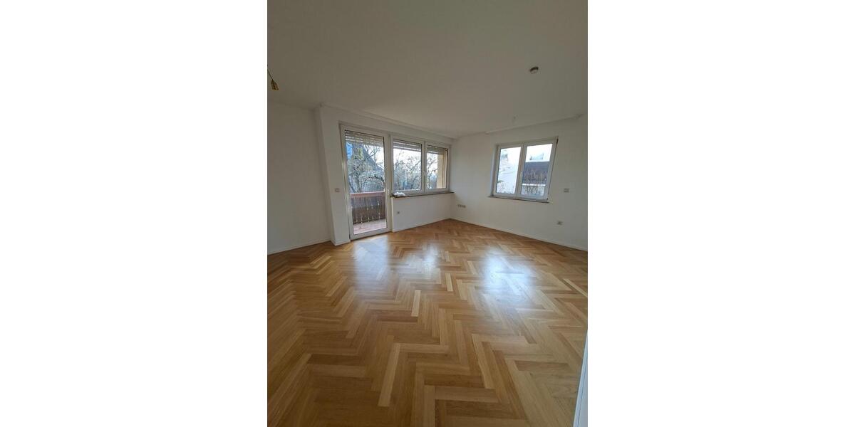 Etagenwohnung Esslingen am Neckar Hegensberg - 3 Zimmer, 74 m&sup2;, 900&euro; | Angebot:24737971