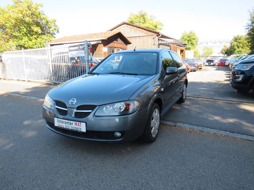 Nissan Almera 186.000 km 1.999 € Fellbach 70736