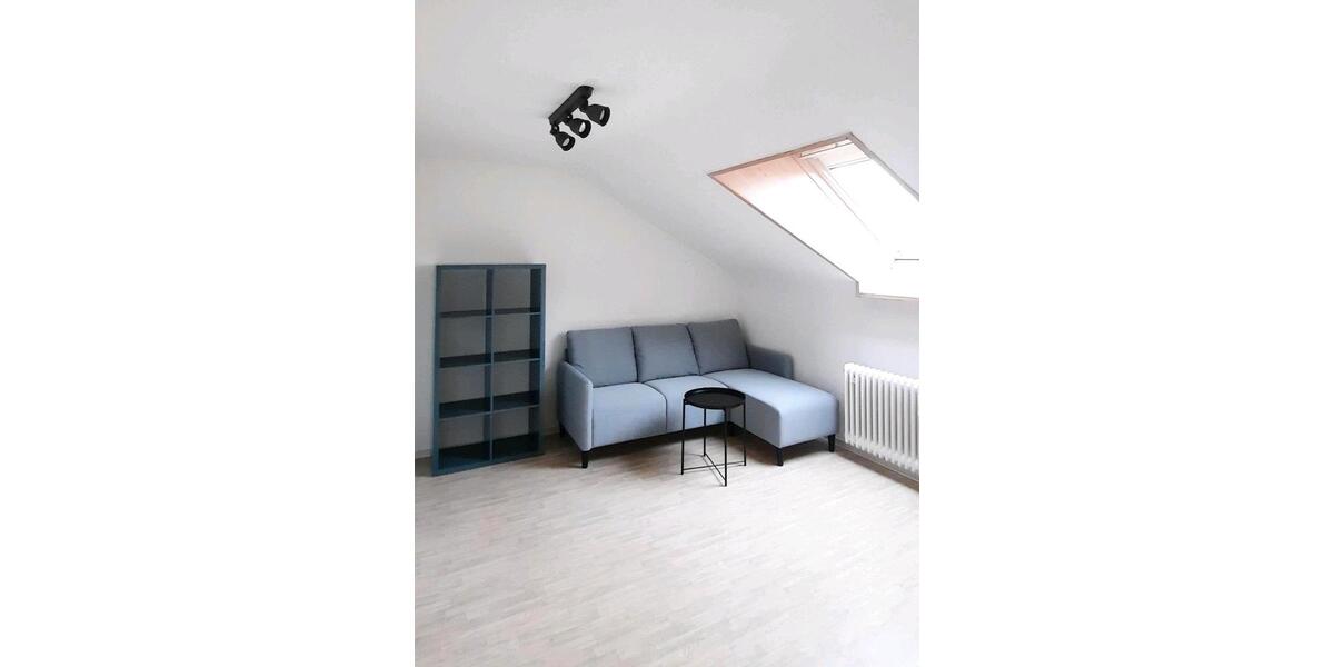 Dachgeschoßwohnung Stuttgart Feuerbach - 2.5 Zimmer, 35 m&sup2;, 161.000&euro; | Angebot:27111038