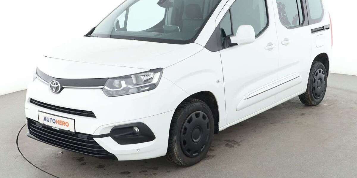 Toyota Proace City 61.559 km 19.880 &euro; Stuttgart 70195