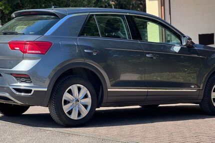 VW T-Roc 108.500 km 17.800 &euro; Wiernsheim 75446