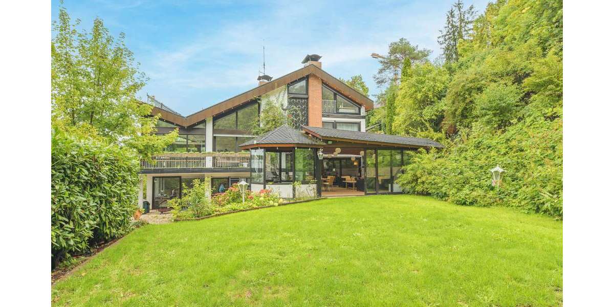 Einfamilienhaus Stuttgart Hasenberg - 9 Zimmer, 393 m&sup2;, 5.500&euro; | Angebot:26633149