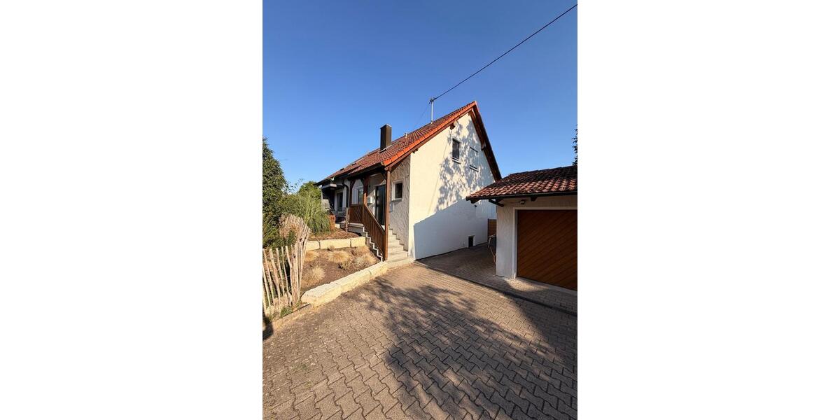 Etagenwohnung Rottenburg am Neckar - 5 Zimmer, 150 m&sup2;, 598.000&euro; | Angebot:27615671