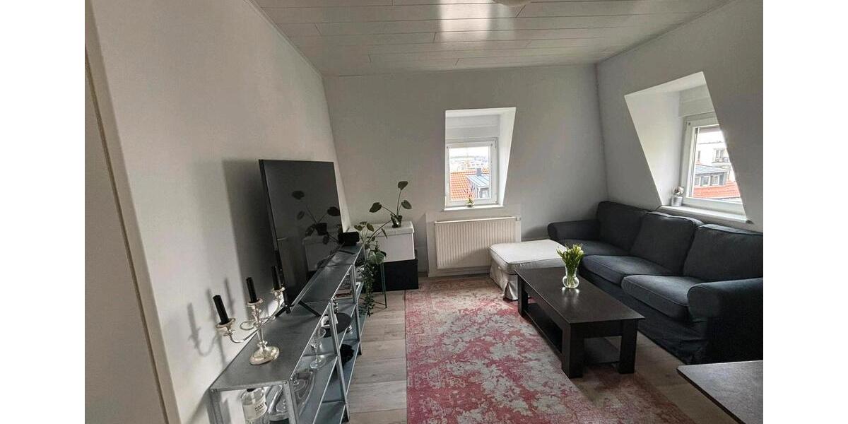 Dachgeschoßwohnung Stuttgart Feuerbach - 2 Zimmer, 43 m&sup2;, 650&euro; | Angebot:25806221