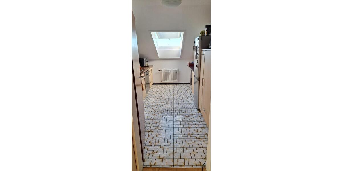 Dachgeschoßwohnung Reutlingen Altenburg - 3 Zimmer, 67 m&sup2;, 295.000&euro; | Angebot:24371378