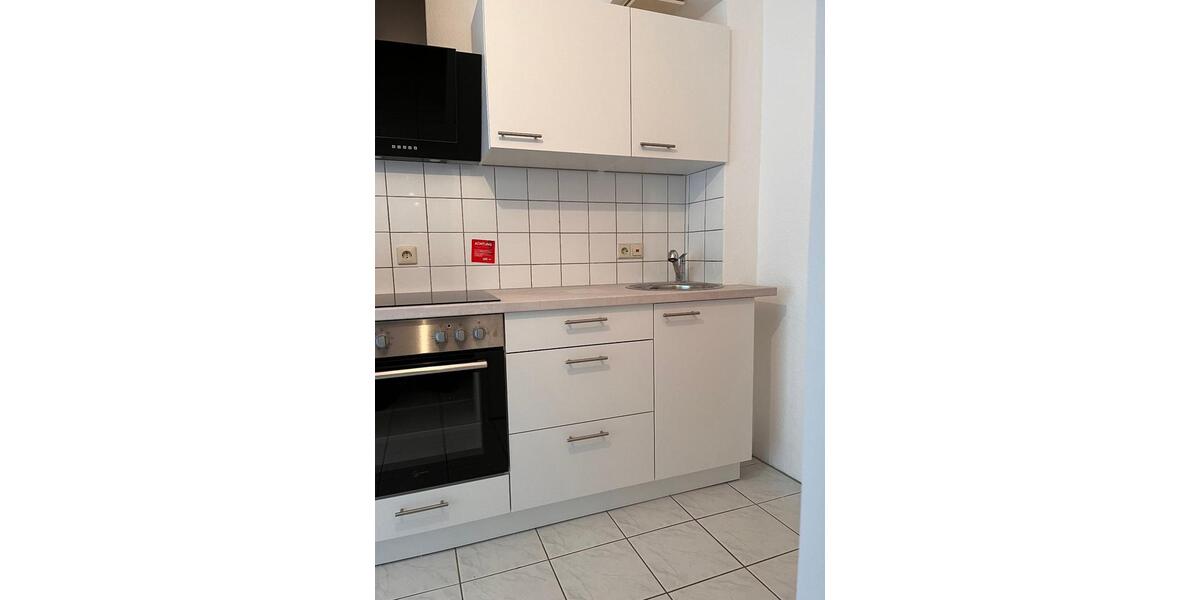 Kaufpreis : 6.480 € = 4,5 % - 1 ZW 30m² 1.OG + TG in Ludwigsburg 1 zimmer