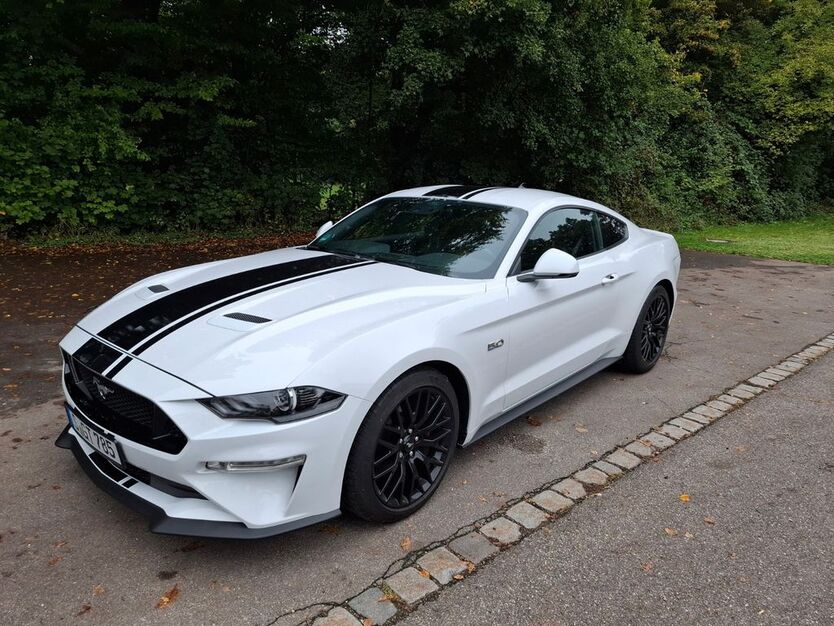 Ford Mustang 39.500 km 40.300 € Stuttgart 70563