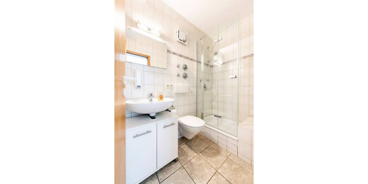 Etagenwohnung Schönaich - 2 Zimmer, 49 m&sup2;, 780&euro; | Angebot:26358699