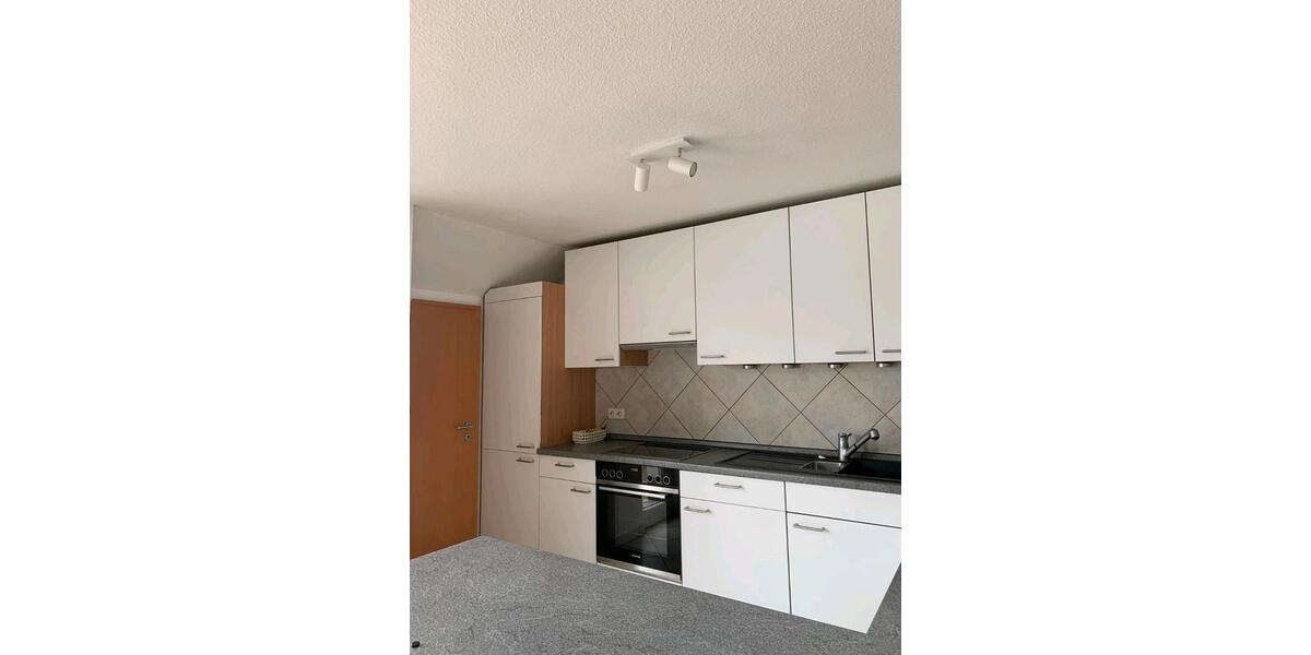 Etagenwohnung Vaihingen an der Enz - 3.5 Zimmer, 91 m&sup2;, 1.230&euro; | Angebot:26463444