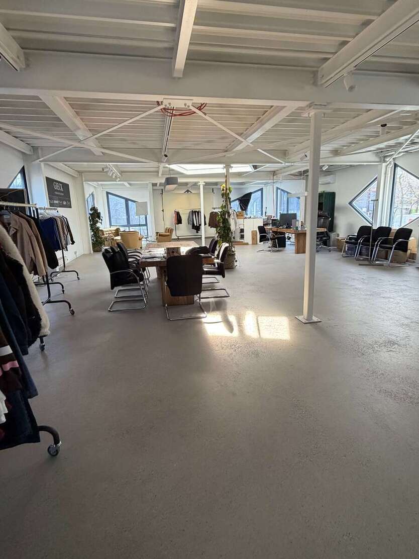 Büro in Ludwigsburg 3.500 € 200 m² zimmer