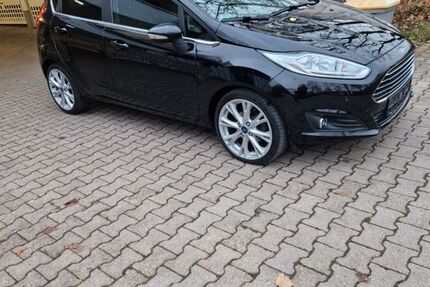 Ford Fiesta 133.000 km 8.650 &euro; Böblingen 71032