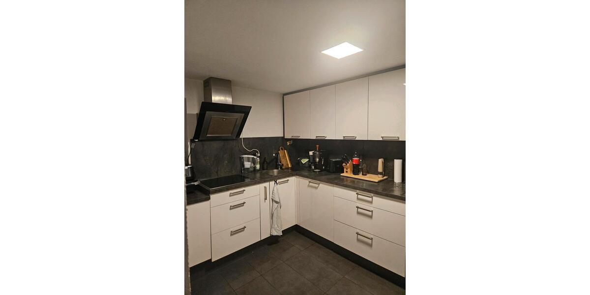 Erdgeschoßwohnung Reutlingen Altenburg - 2.5 Zimmer, 70 m&sup2;, 1.200&euro; | Angebot:27606360