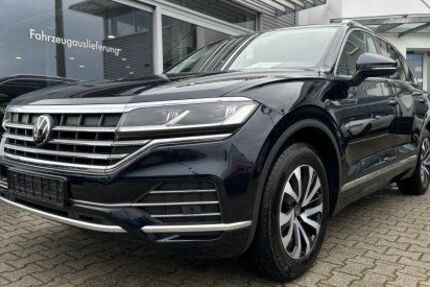 VW Touareg 124.578 km 37.980 &euro; Wendlingen am Neckar 73240