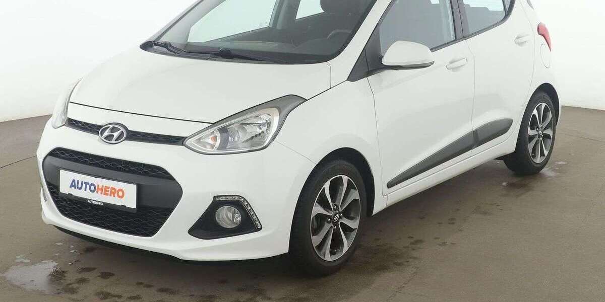 Hyundai i10 53.351 km 11.550 &euro; Stuttgart 70195