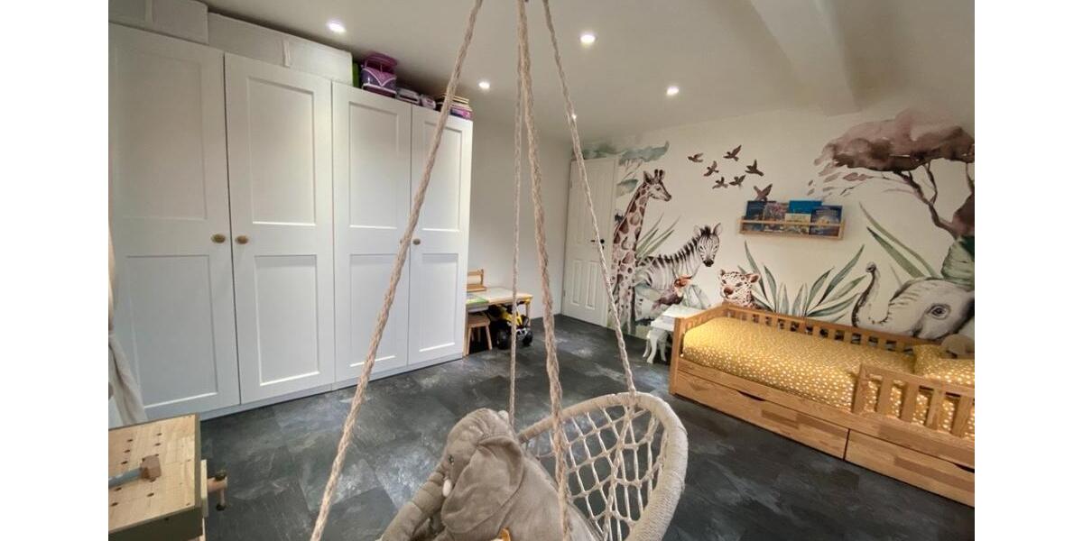 Doppelhaushälfte Calw - 7 Zimmer, 150 m&sup2;, 375.000&euro; | Angebot:25805337