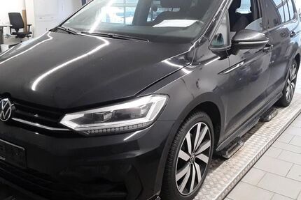 VW Touran 141.127 km 27.970 &euro; Waiblingen 71332