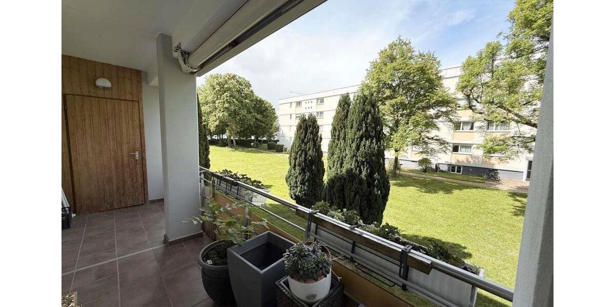 Etagenwohnung Böblingen - 4 Zimmer, 100 m&sup2;, 420.000&euro; | Angebot:26680973