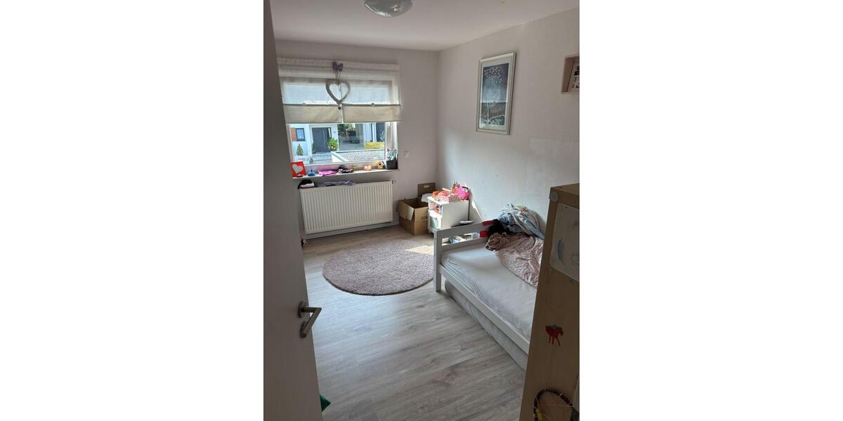 Doppelhaushälfte Freiberg am Neckar - 5 Zimmer, 120 m&sup2;, 695.000&euro; | Angebot:24705906