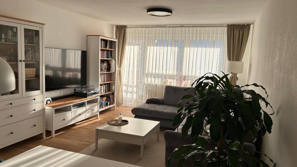 Etagenwohnung Leonberg - 3.5 Zimmer, 86 m&sup2;, 1.290&euro; | Angebot:26478731