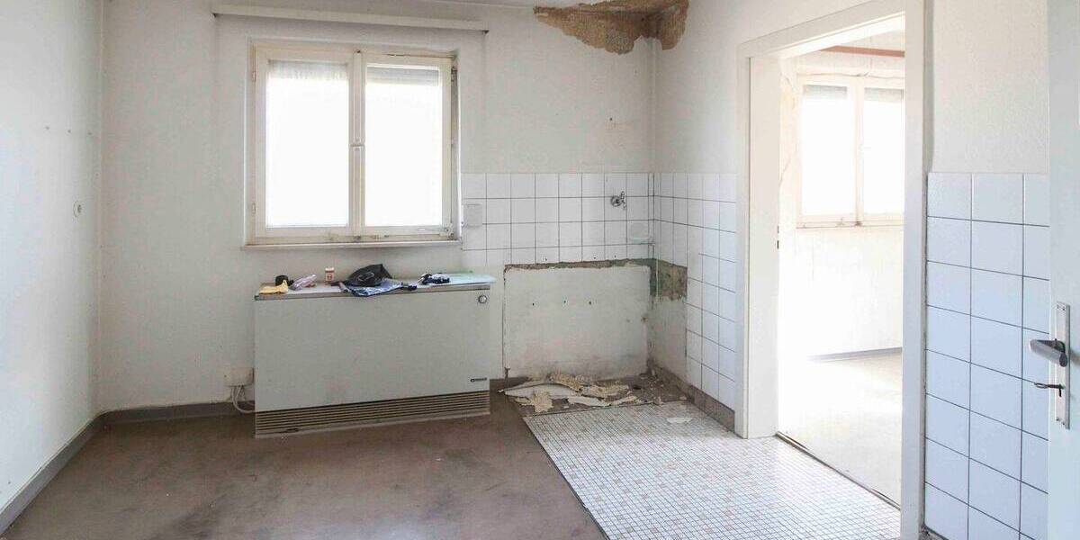 Einfamilienhaus Mühlacker Dürrmenz - 6 Zimmer, 115 m&sup2;, 175.000&euro; | Angebot:26629437