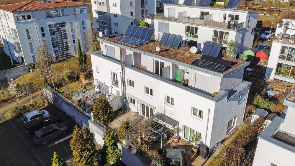 Reihenmittelhaus Stuttgart Zuffenhausen - 4 Zimmer, 132 m&sup2;, 714.000&euro; | Angebot:24738225