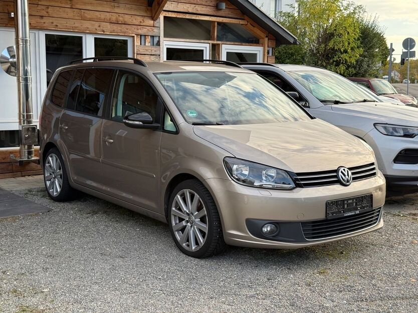 VW Touran 117.000 km 10.880 € Reutlingen 72770
