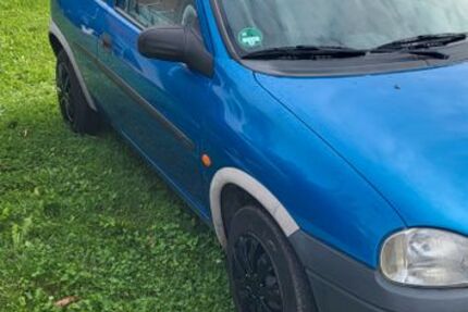 Opel Corsa 110.500 km 1.549 &euro; Rottenburg 72108