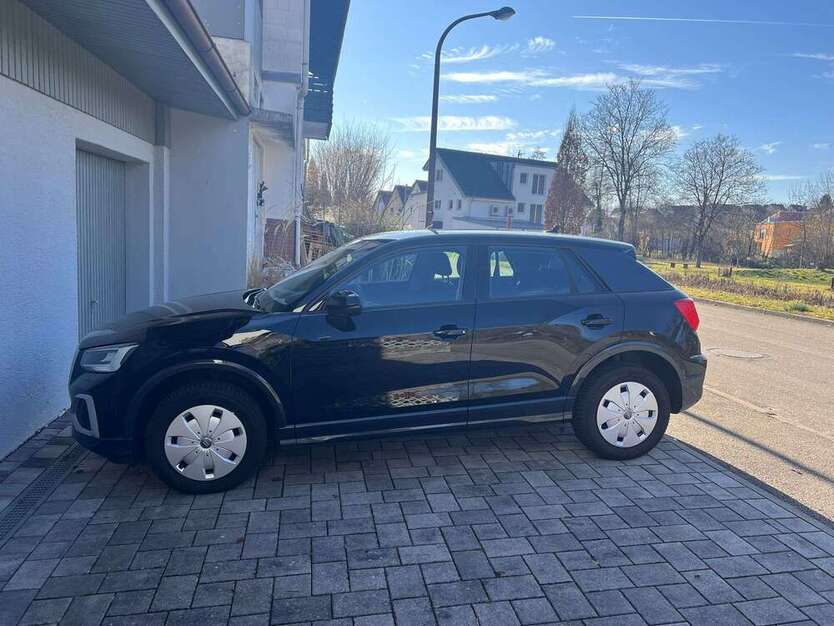 Audi Q2 34.000 km 18.500 € Stuttgart-Feuerbach 70469