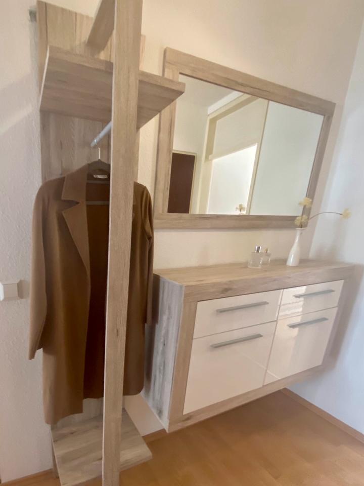 Sonnige 3-Zimmer-Wohnung mit SW-Balkon von privat zimmer