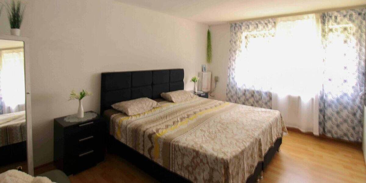 Mehrfamilienhaus, Wohnhaus Reutlingen Sondelfingen - 1 Zimmer, 775.000&euro; | Angebot:26584502